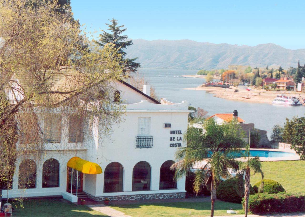 Hostal De La Costa Вила Карлос Пас Екстериор снимка